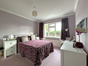 Photo 17- click for photo gallery